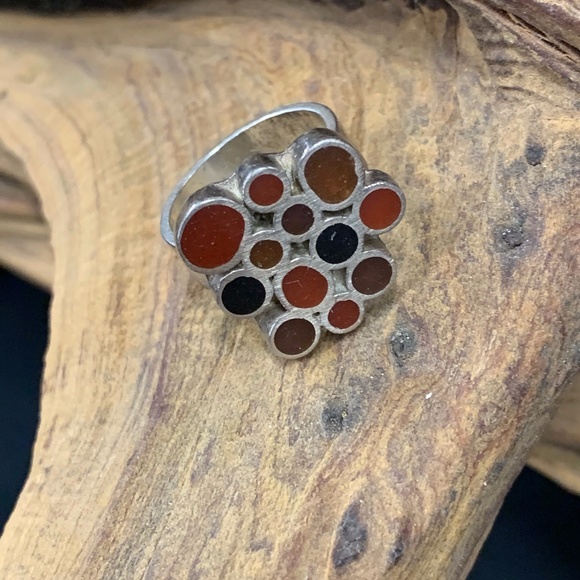 Lulu Designer Ring - Picture 1 of 4